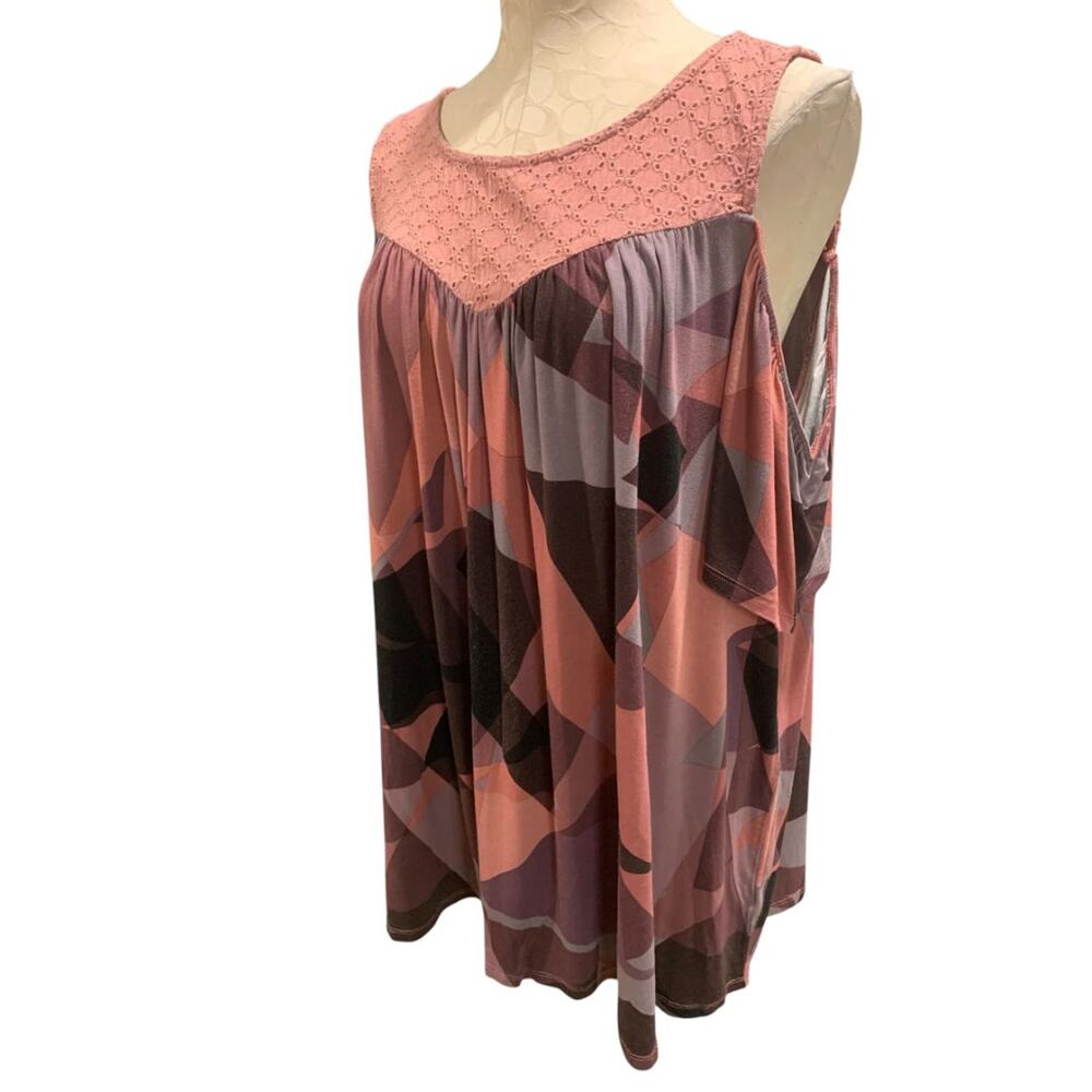 Size 3X Torrid Super Soft Knit Womens Plus Size Shirt Cold Shoulder Eyelet Trim - Picture 3 of 8